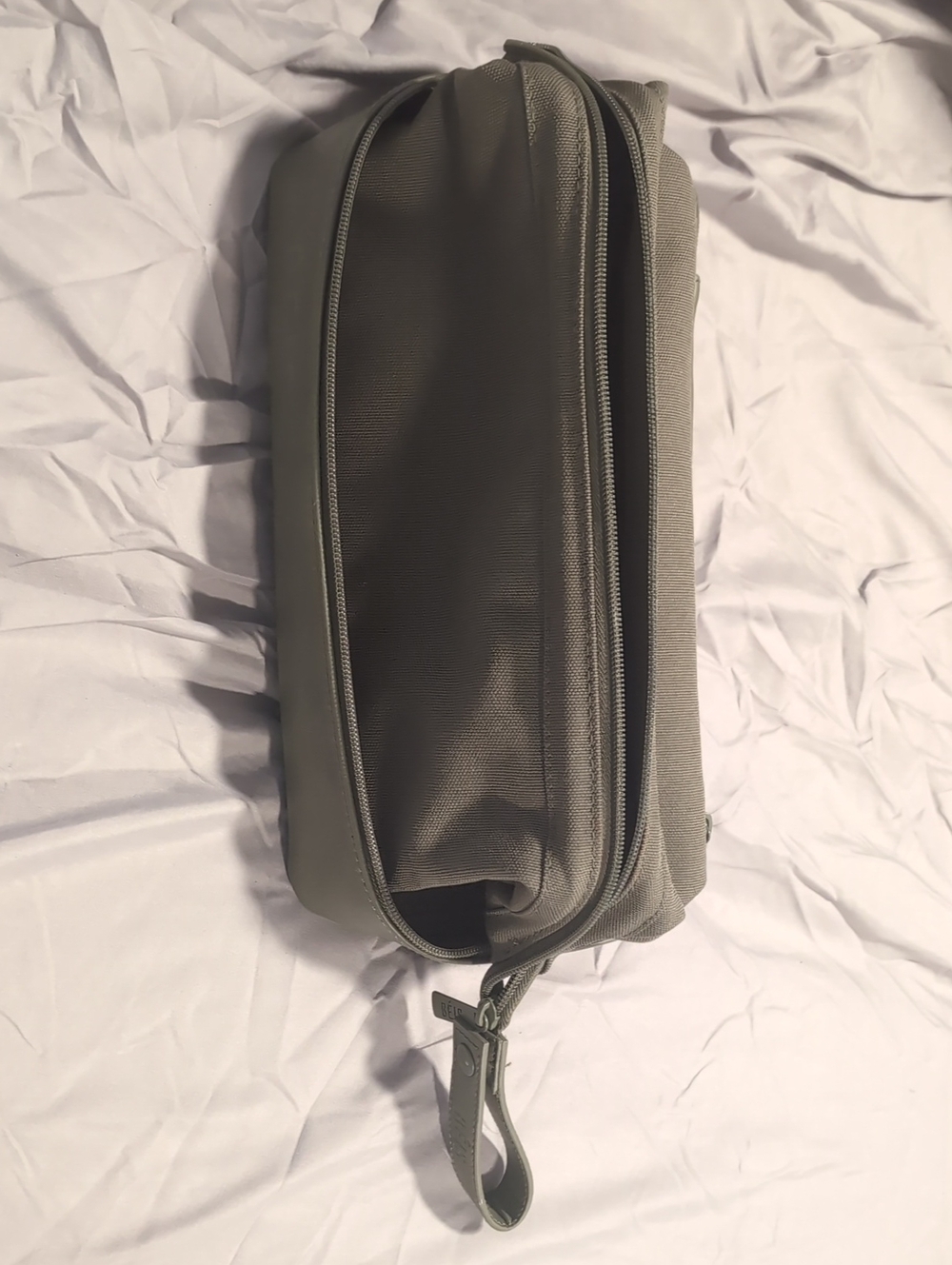 Beis Dopp Kit in Olive